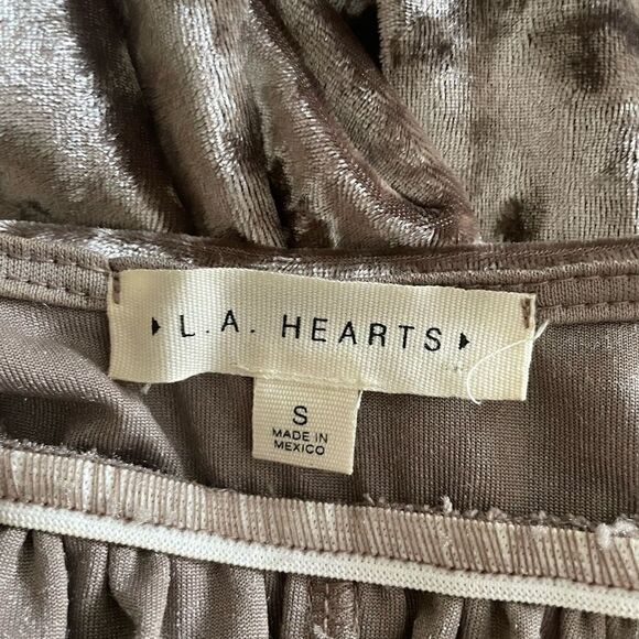 LA Hearts Velour Shorts Romper Womens Size S Boho Glam Brown Strappy - Picture 5 of 5